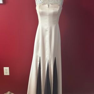 Halston Heritage Gorgeous Gown
